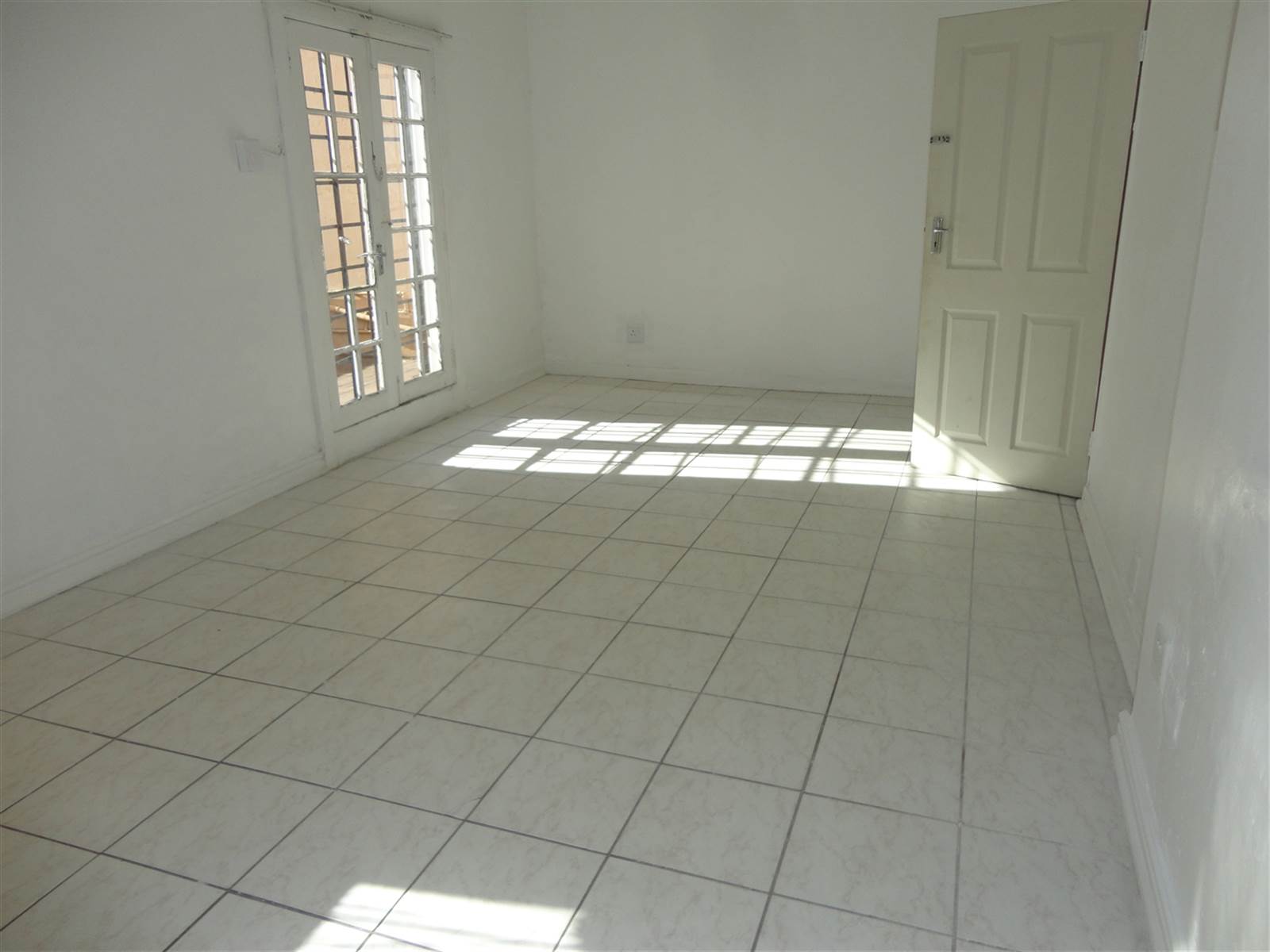 1 Bed Flat in Southernwood photo number 12