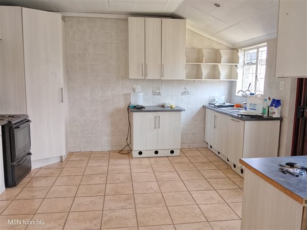 3 Bedroom House 3 Bedroom House