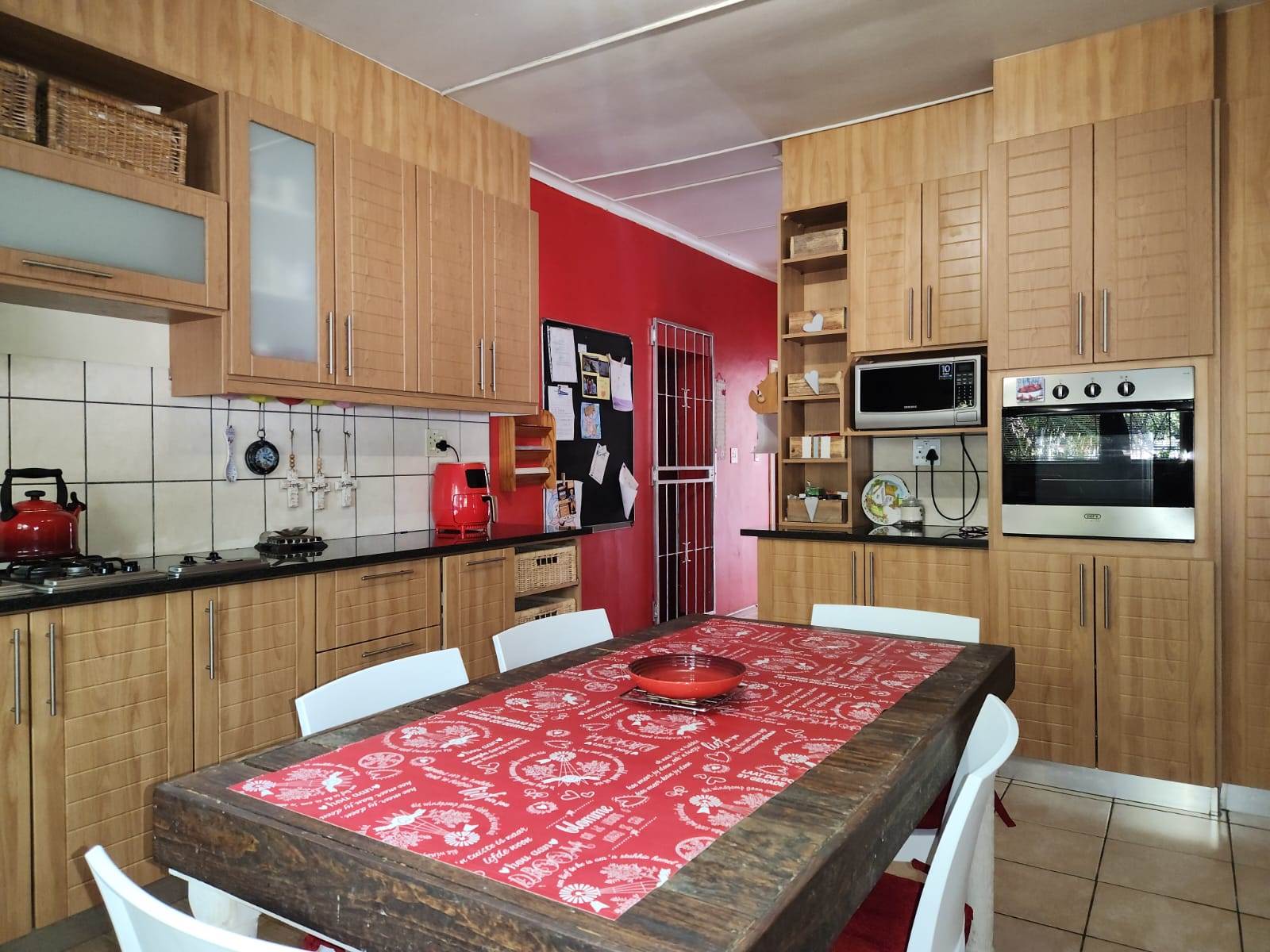 5 Bed House in Vredendal photo number 6
