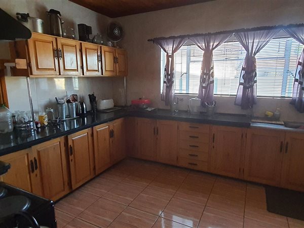 3 Bed House in Meyerville