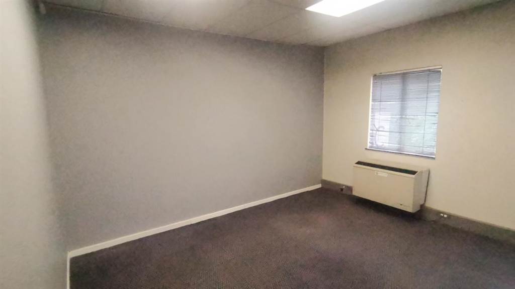 404  m² Commercial space in Edenvale photo number 11