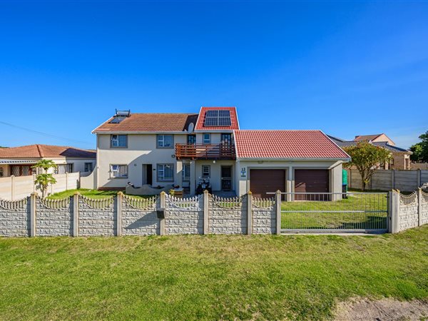 5 Bedroom House