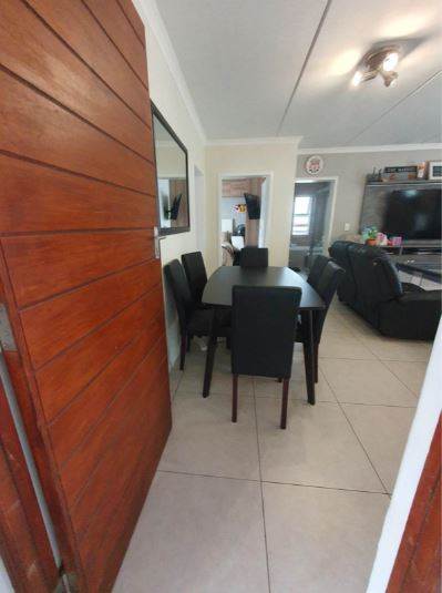 3 Bed Townhouse in Modderfontein photo number 8