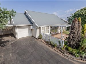 3 Bed House in Caledon Estate