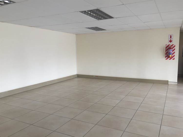 2000  m² Commercial space in Middelburg Central photo number 8