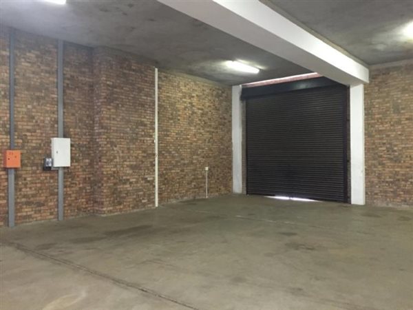 2000  m² Commercial space in Middelburg Central
