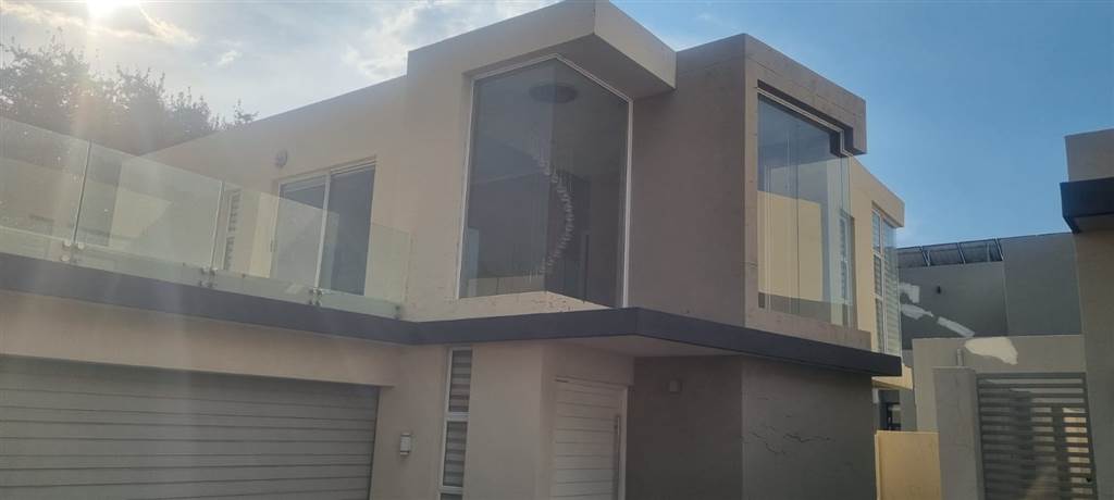3 Bed Townhouse in Raslouw photo number 1