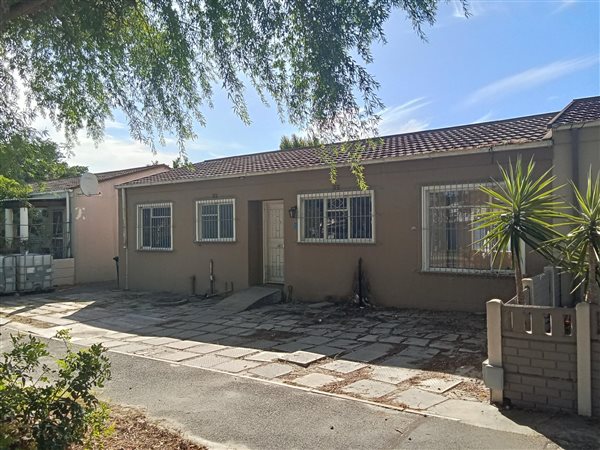 3 Bed House in Groenvallei