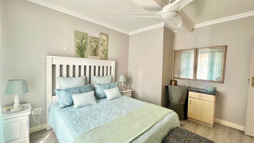 4 Bed Apartment in Shelly Beach photo number 24