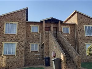 2 Bed Apartment in Strubens Valley