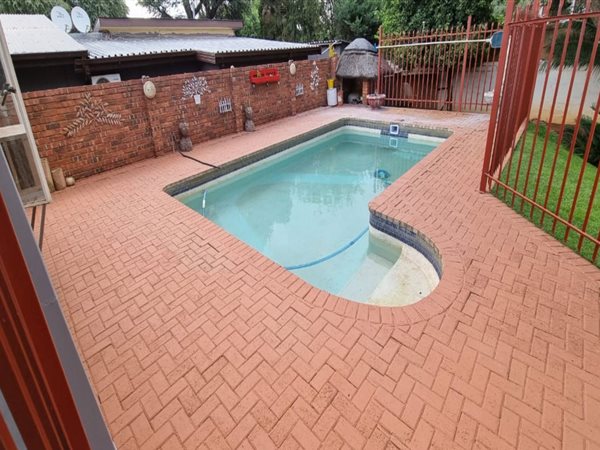 3 Bedroom House 3 Bedroom House