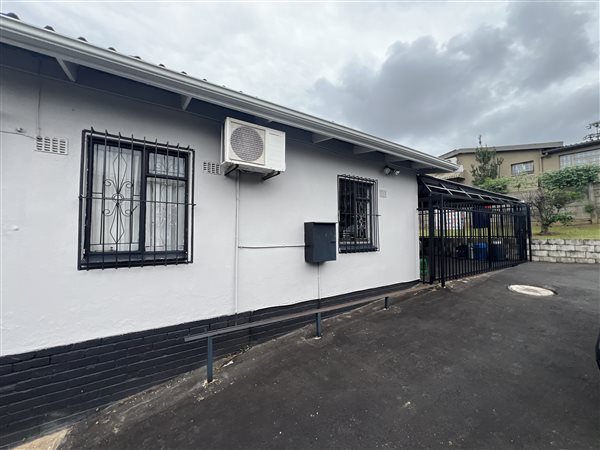3 Bedroom House 3 Bedroom House