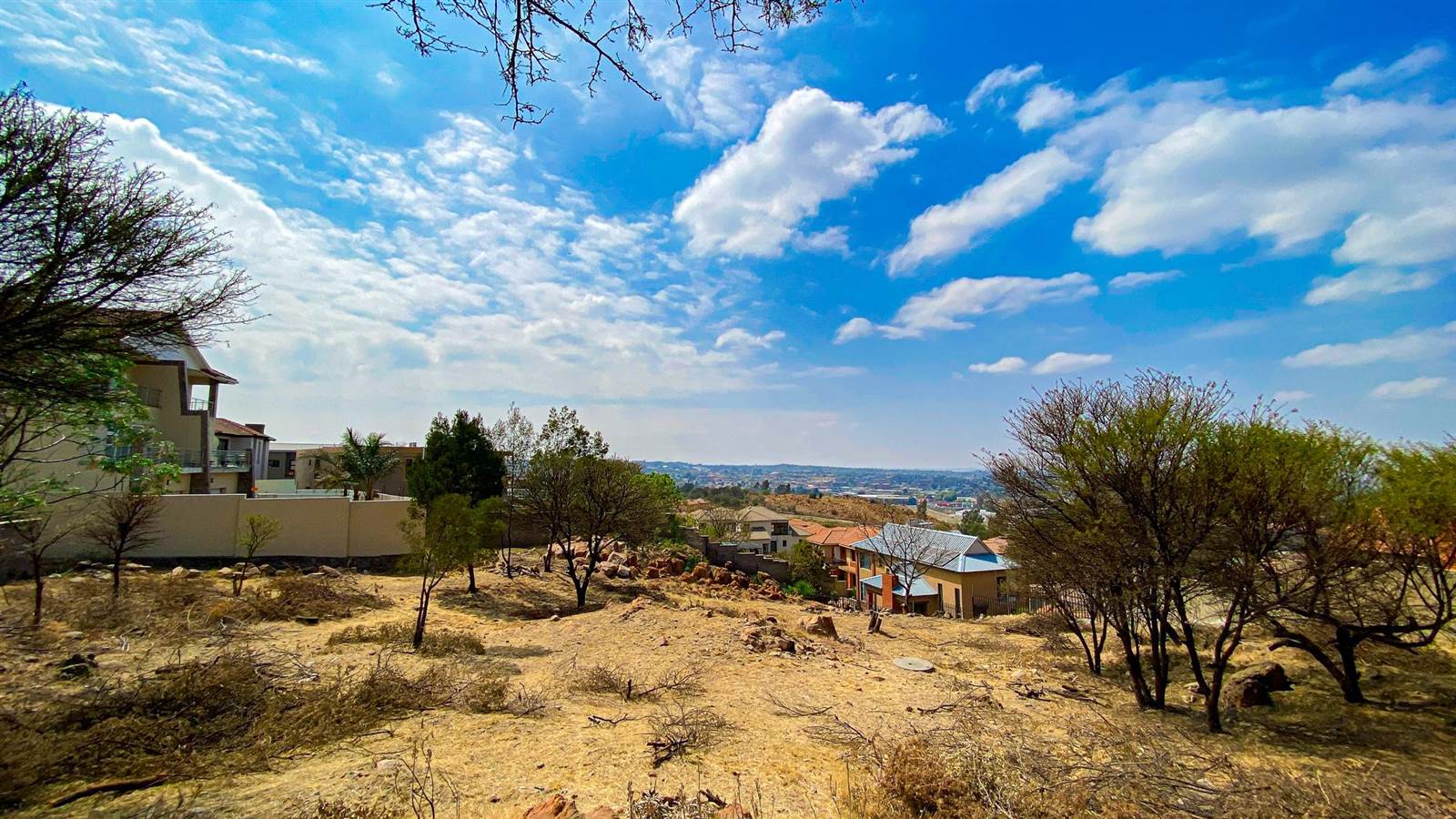 1169 m² Land available in Southcrest photo number 2