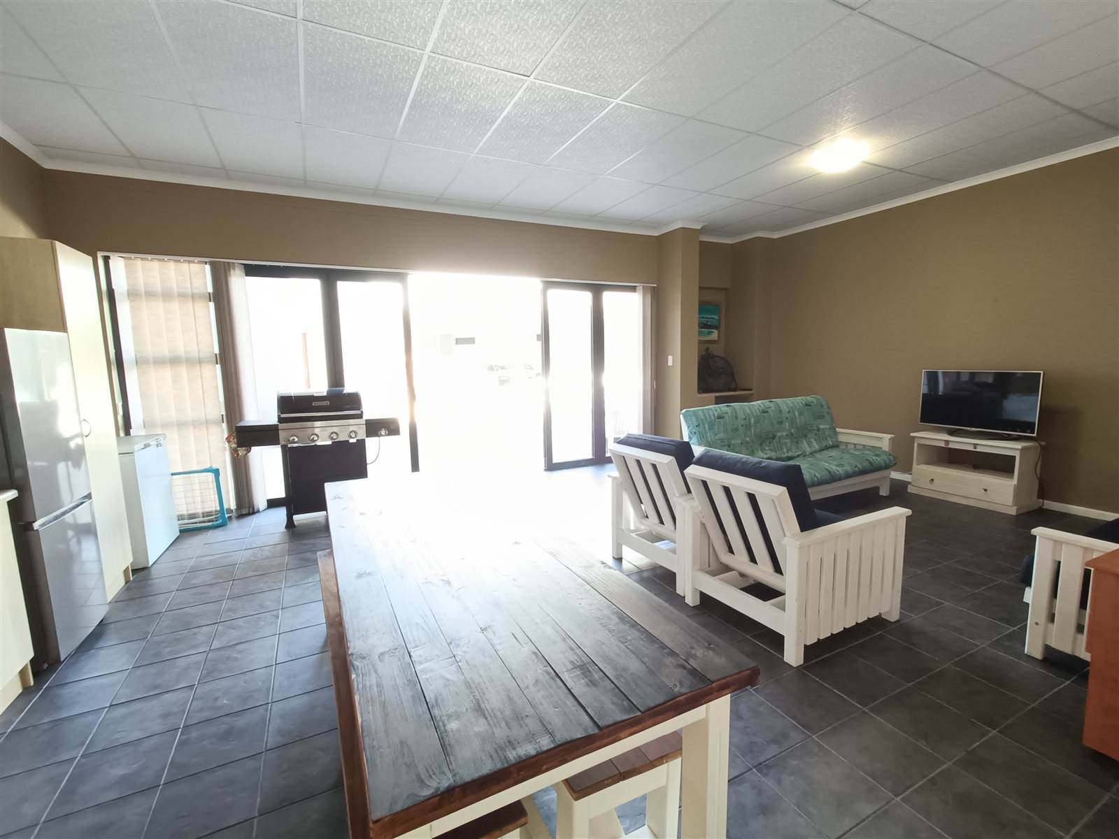 2 Bed Apartment in Stilbaai photo number 21