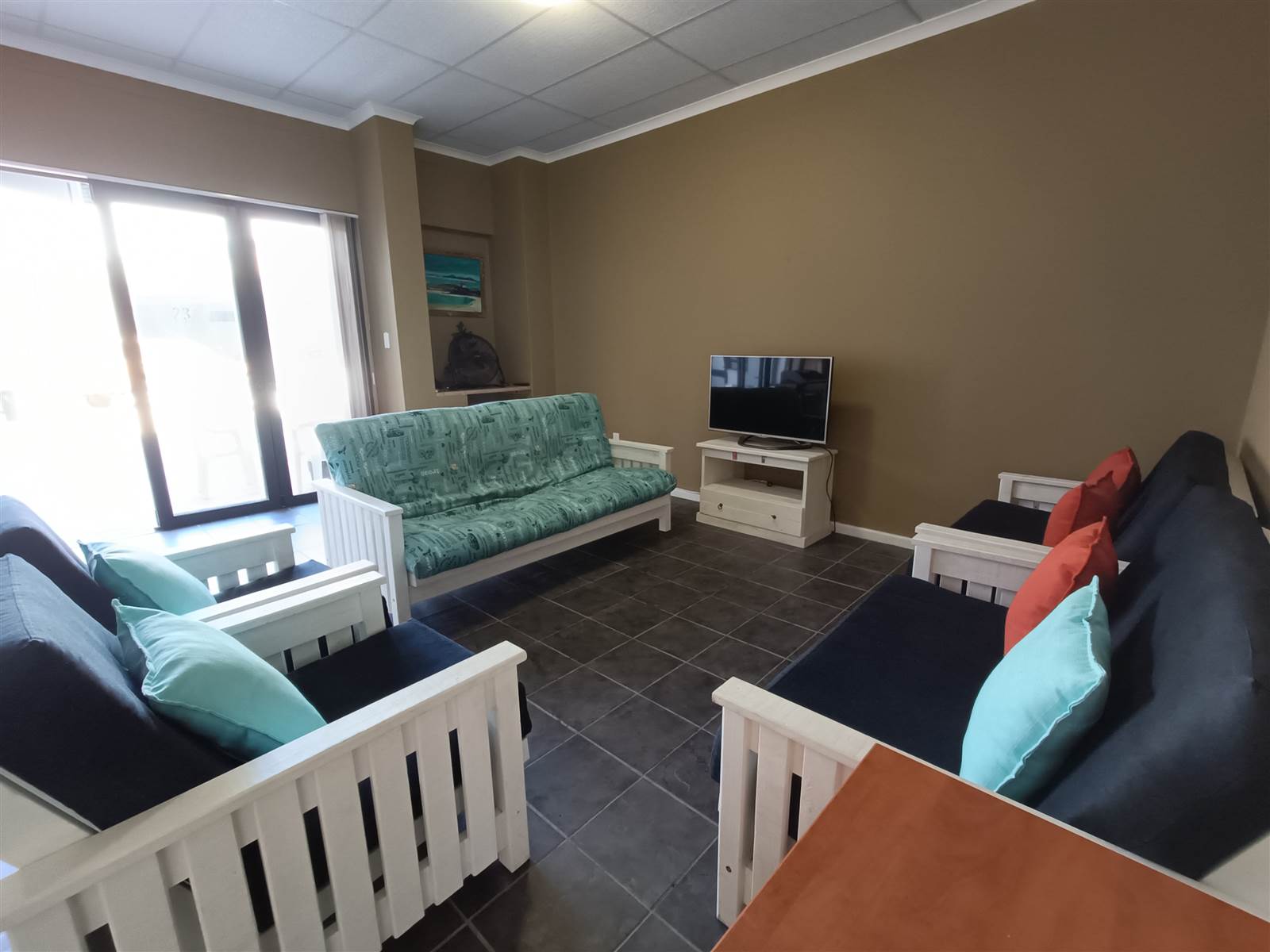 2 Bed Apartment in Stilbaai photo number 7