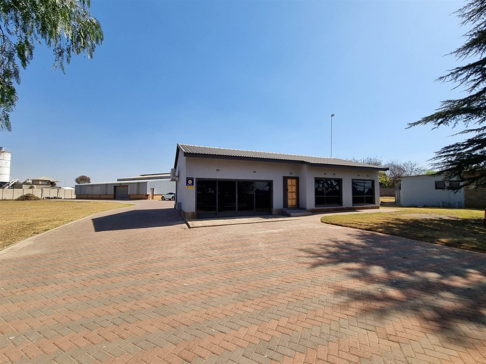 850  m² Industrial space in Pendale photo number 12