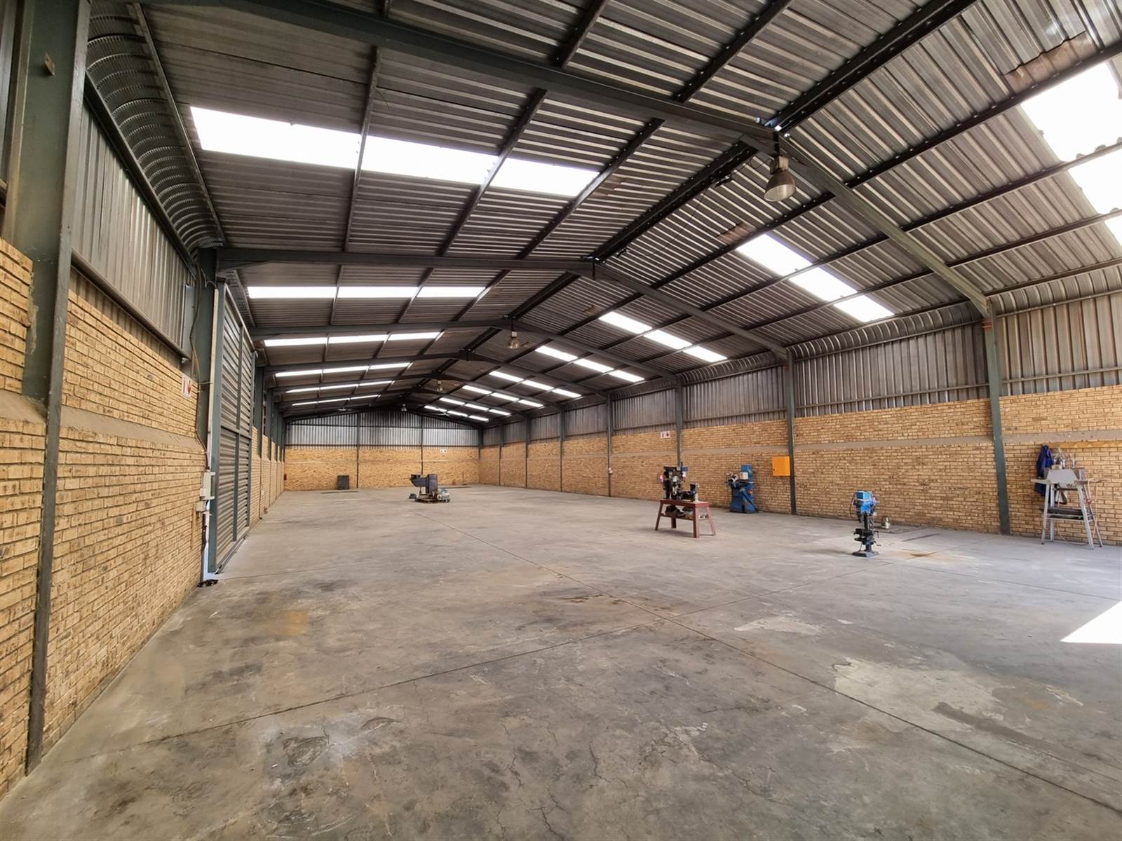 850  m² Industrial space in Pendale photo number 4