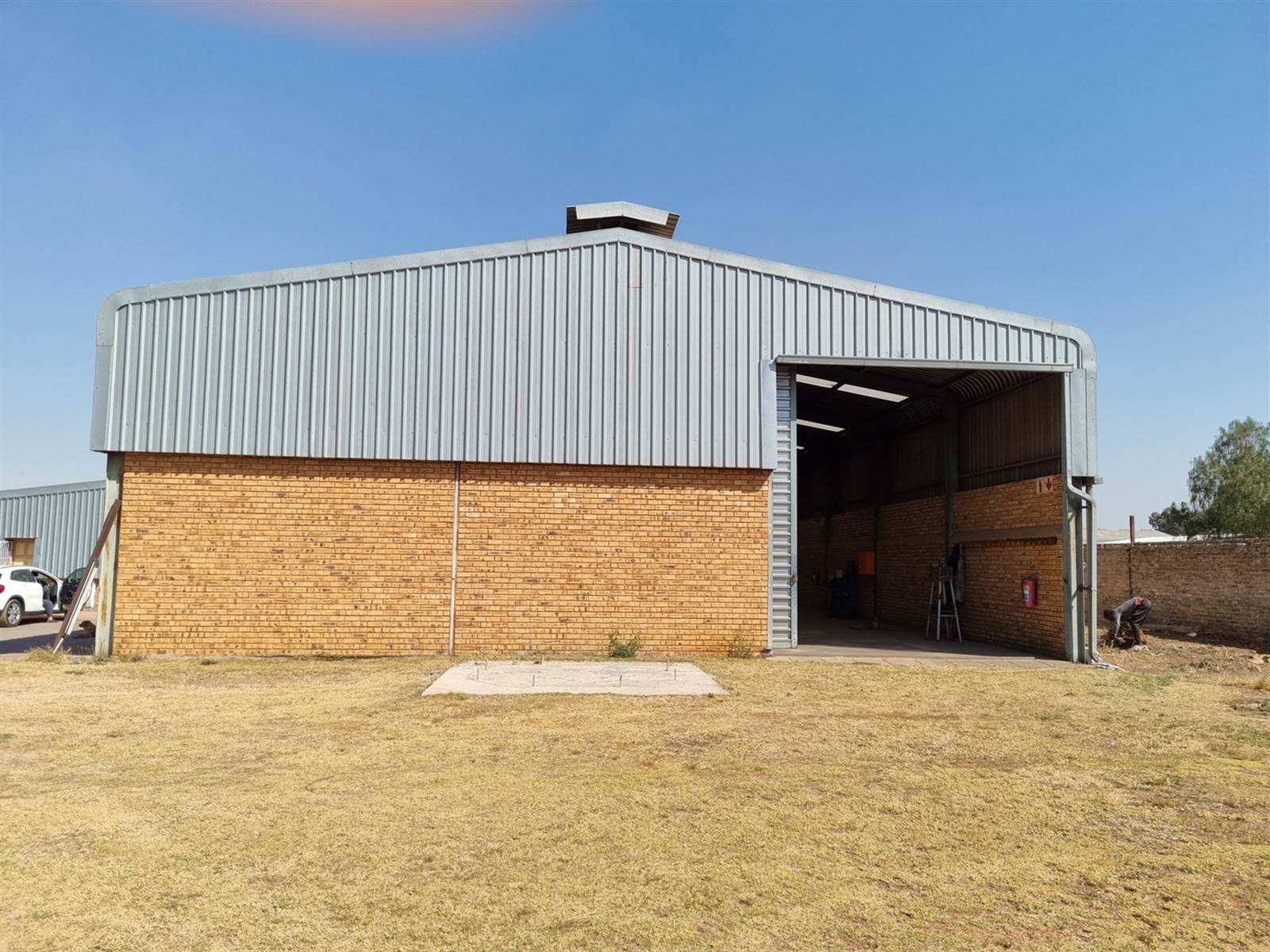 850  m² Industrial space in Pendale photo number 2