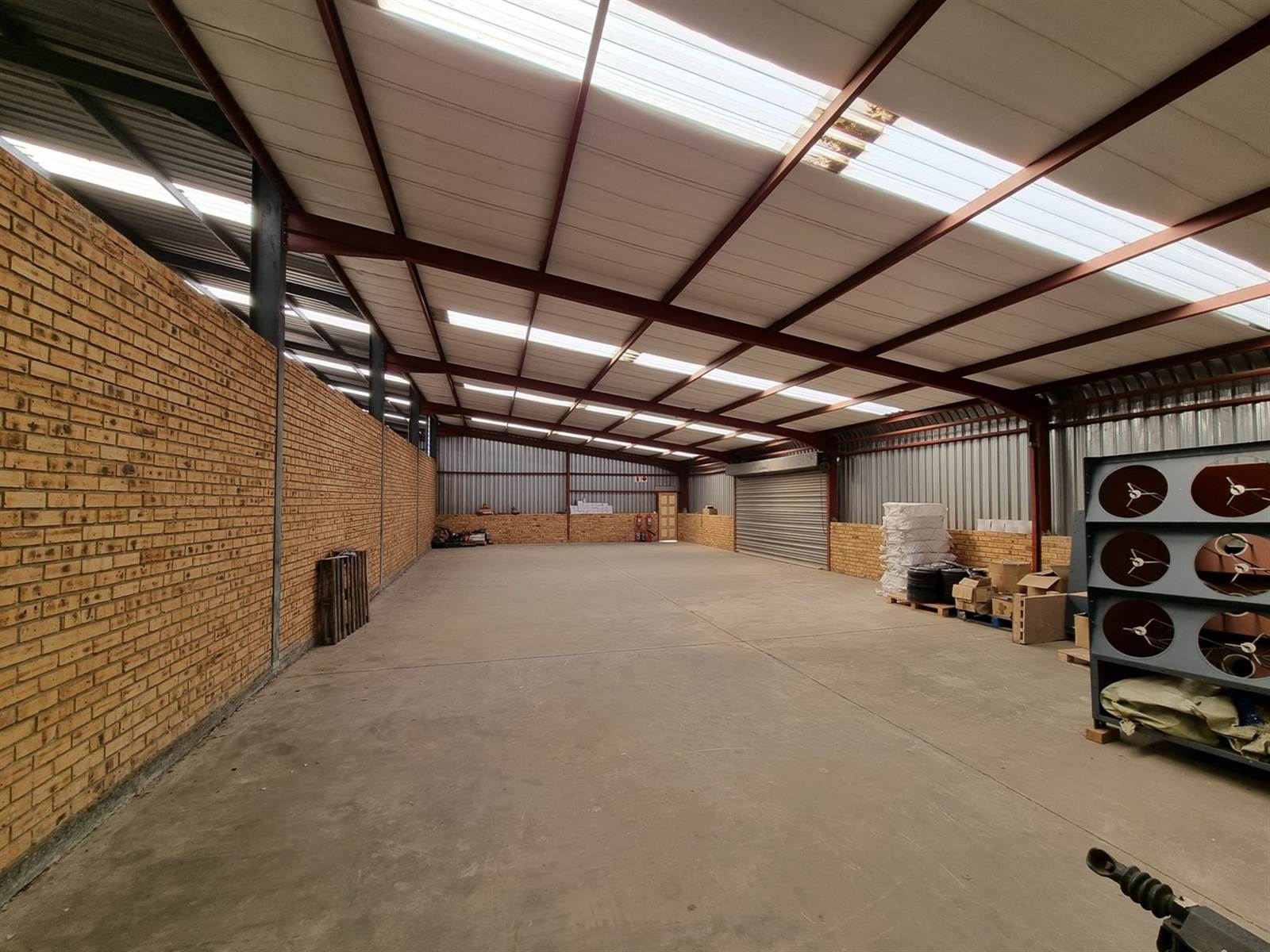 850  m² Industrial space in Pendale photo number 7