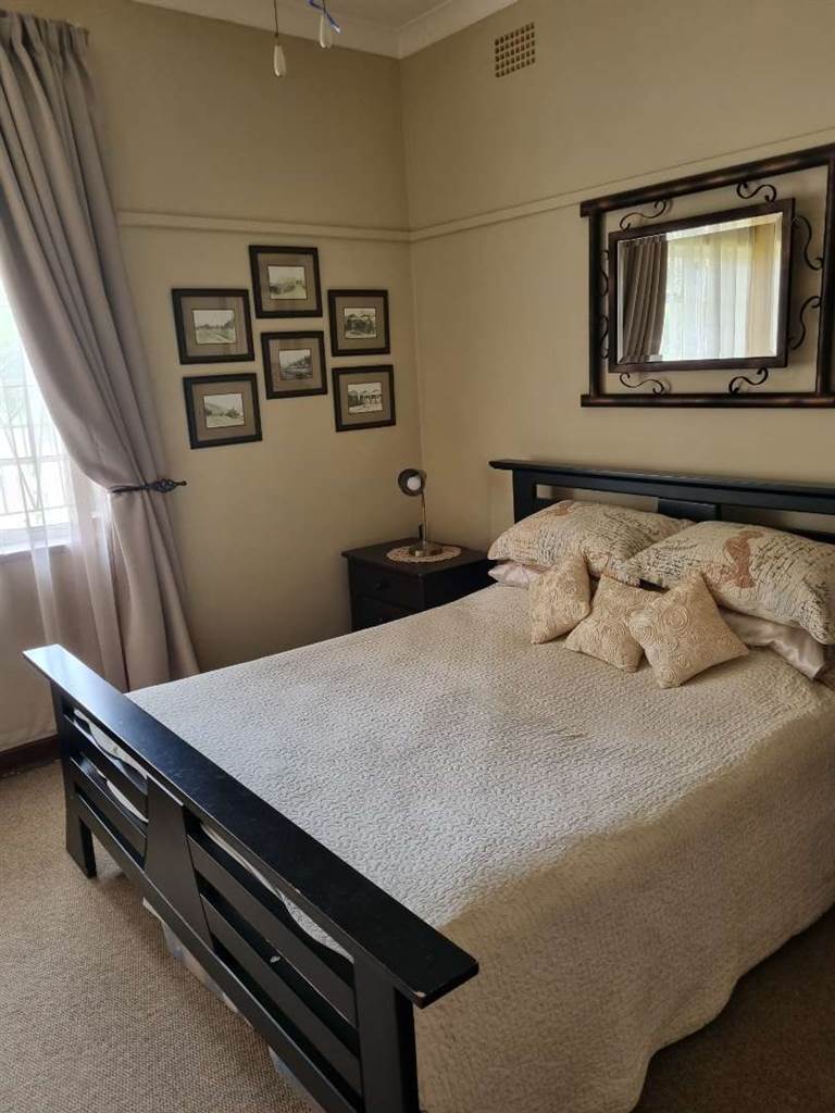 3 Bed House in Waterval Boven photo number 11