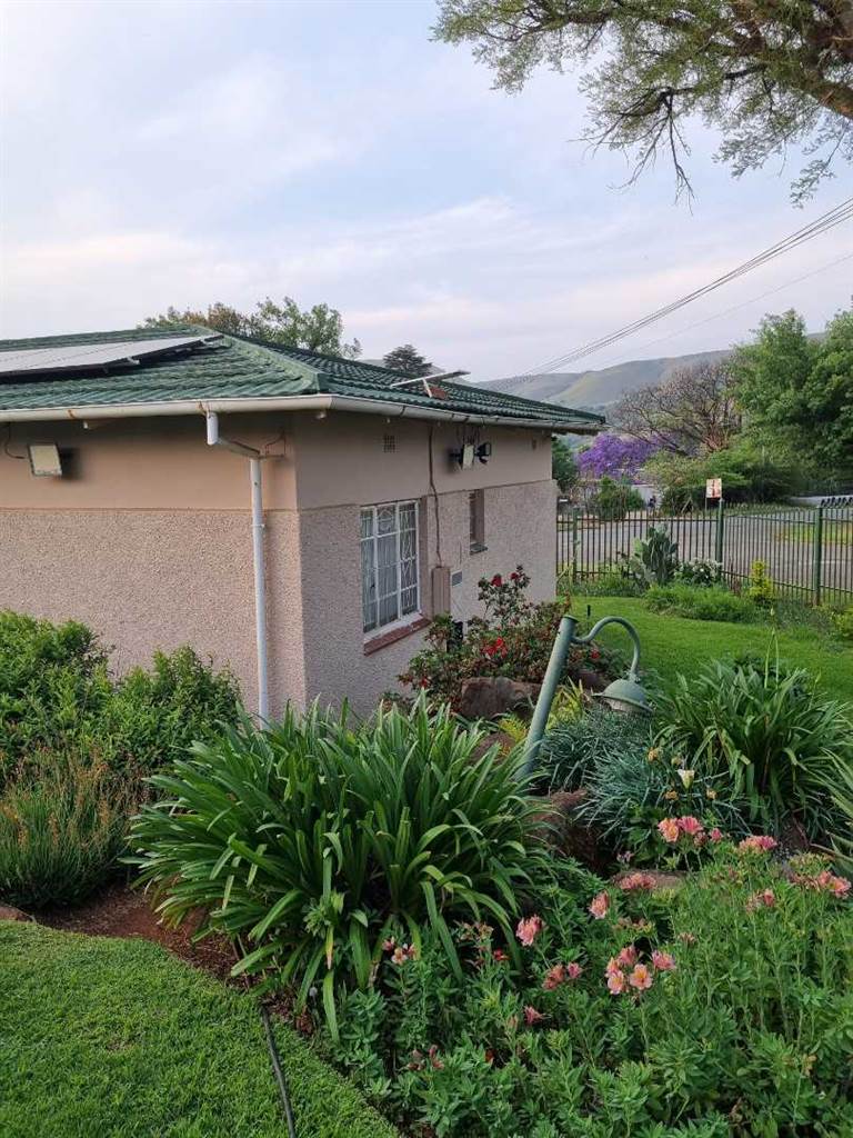 3 Bed House in Waterval Boven photo number 25