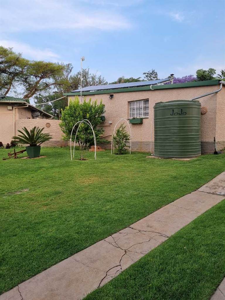 3 Bed House in Waterval Boven photo number 30