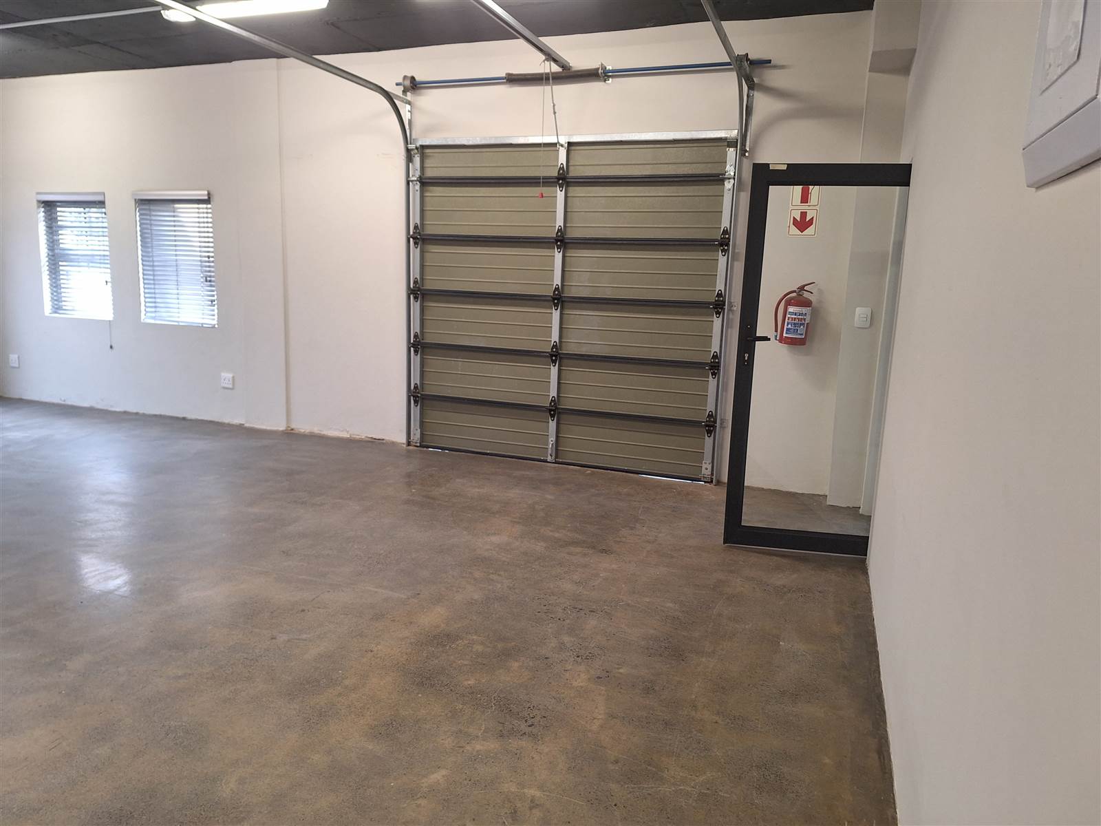 126  m² Commercial space in Franschhoek photo number 2