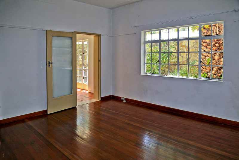 3 Bed Apartment in Ficksburg photo number 7