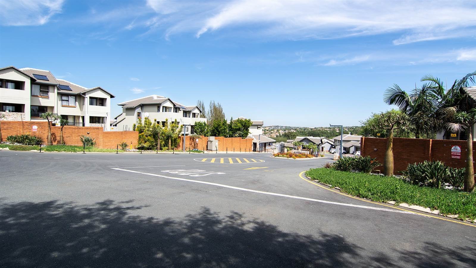 2 Bed Apartment in Kyalami Hills photo number 22