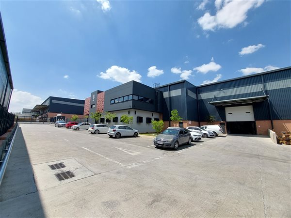 3703  m² Industrial space