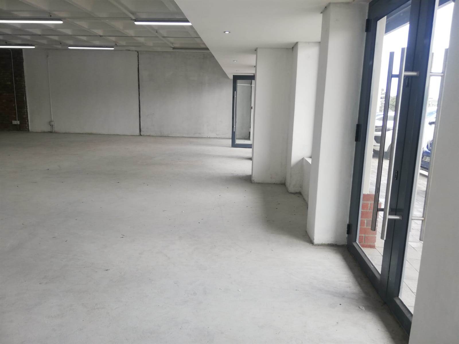 102.71  m² Retail Space in Milnerton Central photo number 11