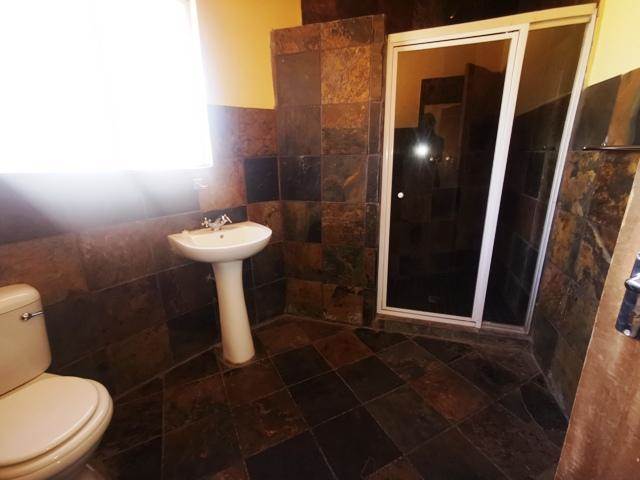 4 Bed Apartment in Mookgophong (Naboomspruit) photo number 16