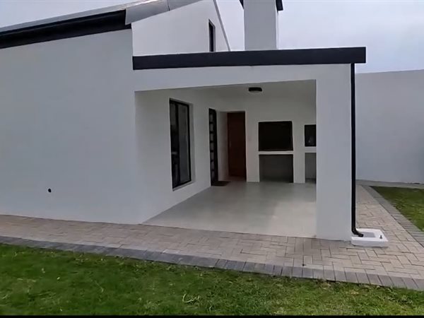 2 Bedroom House