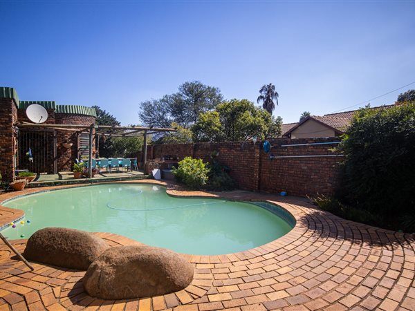 3 Bedroom House 3 Bedroom House