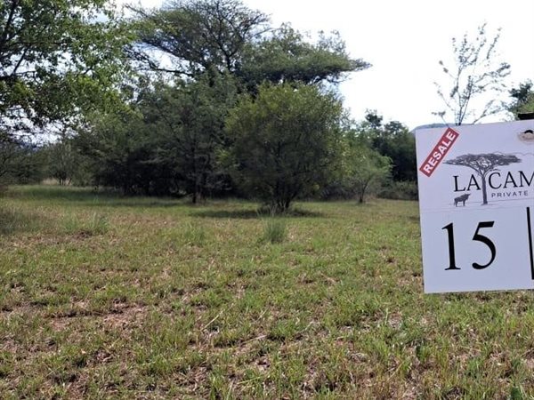 1323 m² Land available in Melodie