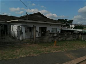 3 Bed House in KwaMashu