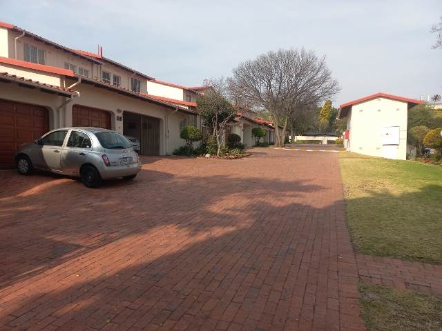 3 Bed House in Bryanston photo number 13
