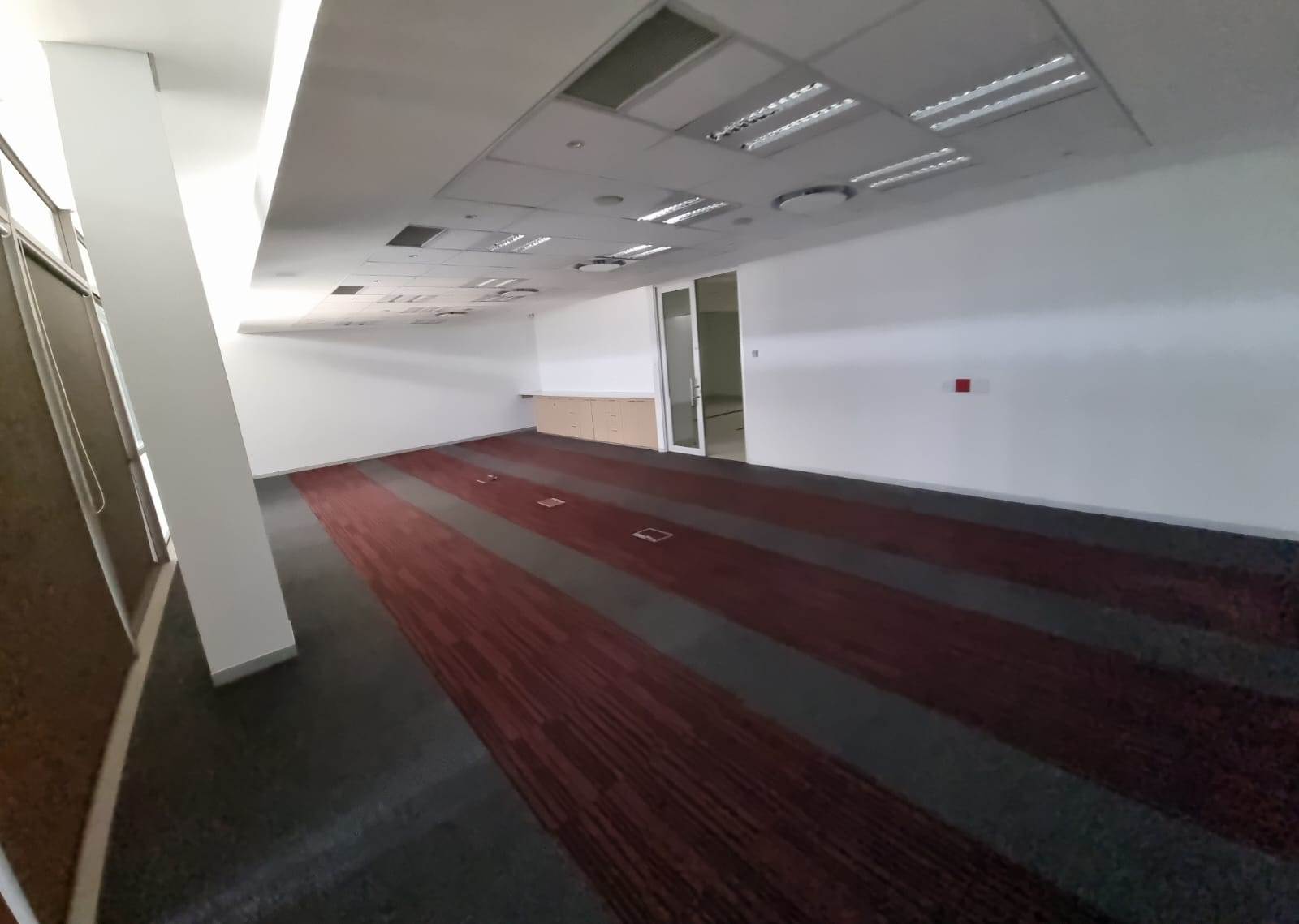 2660  m² Office Space in Glen Marais photo number 10