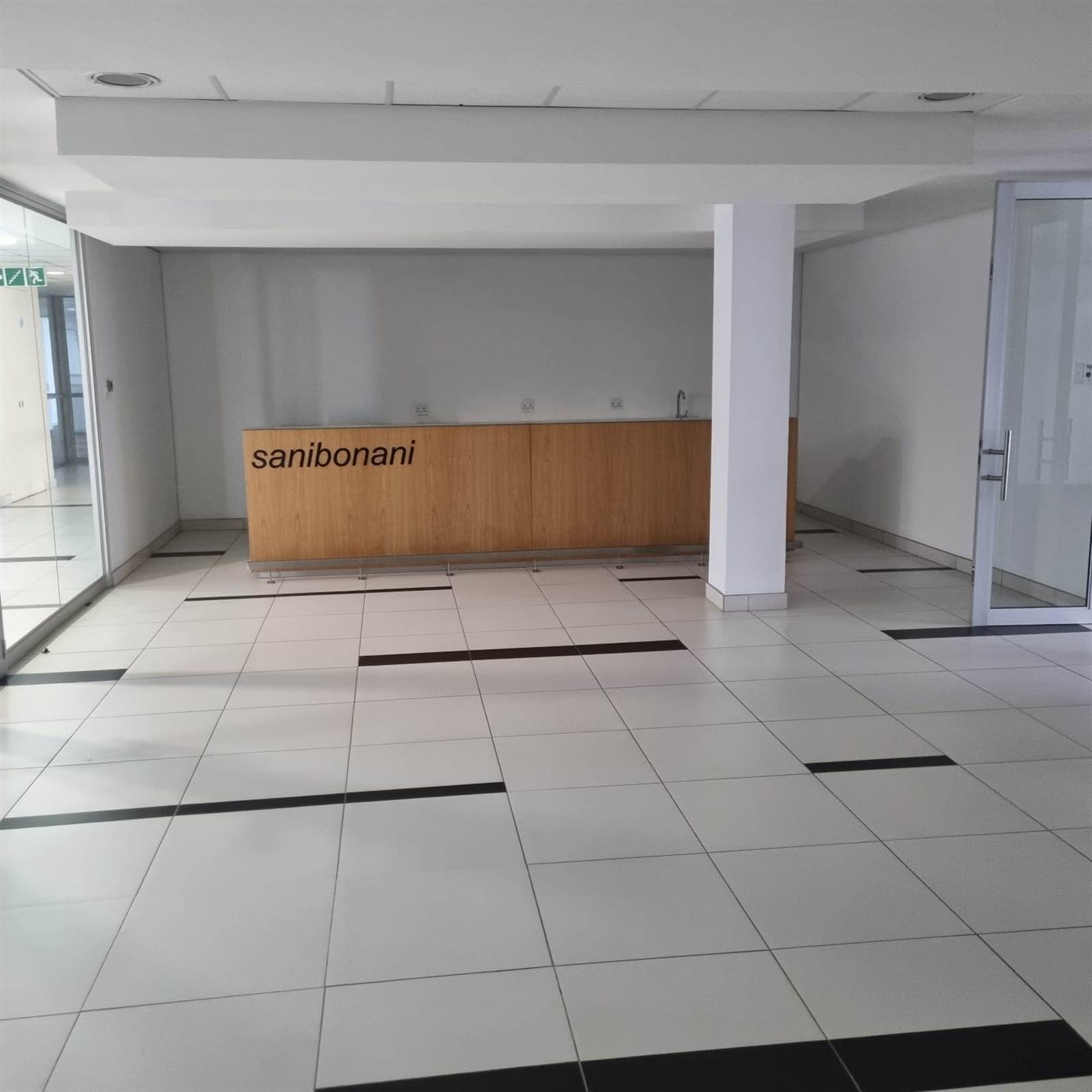 2660  m² Office Space in Glen Marais photo number 4