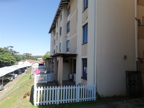 2 Bed Apartment in Bellair