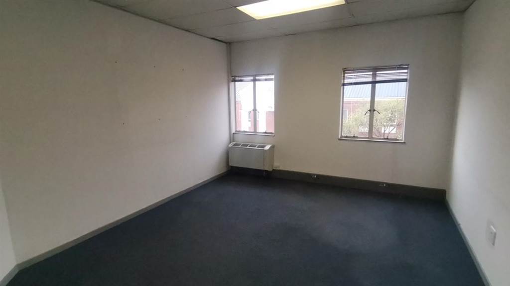 102  m² Commercial space in Edenvale photo number 13