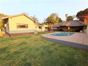 4 Bed House in Eloffsdal