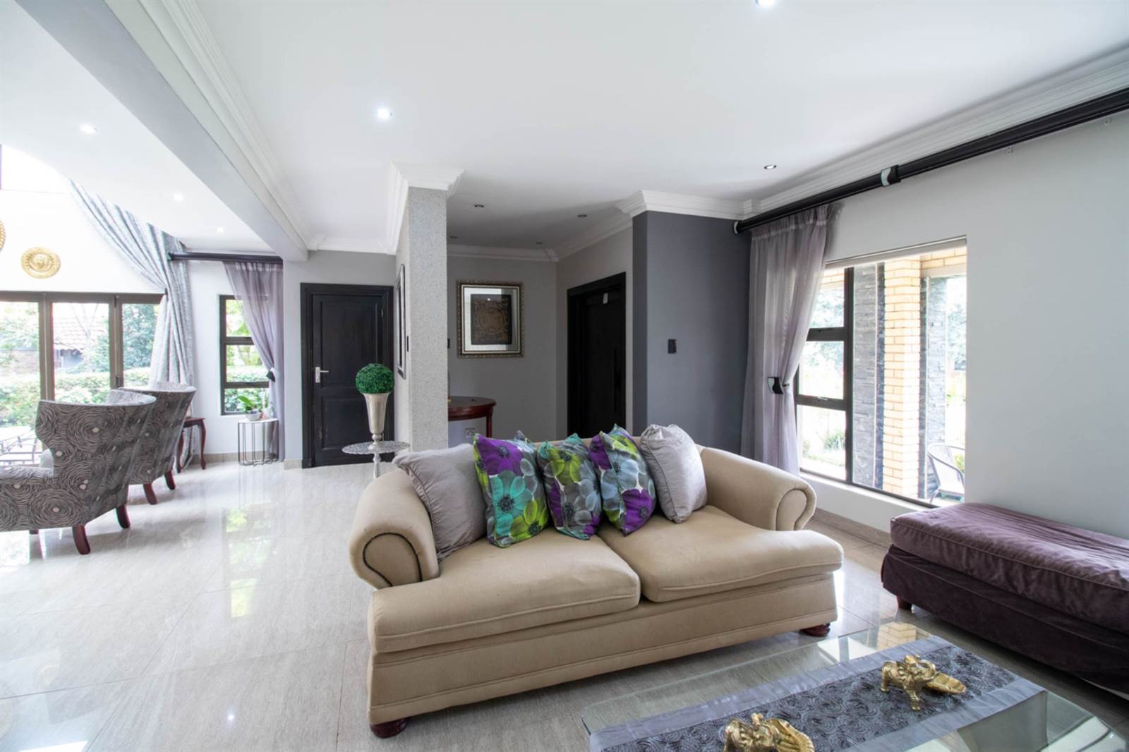 5 Bed House in Ebotse Estate photo number 5