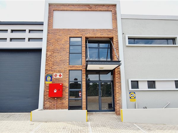 231  m² Industrial space in Olivedale