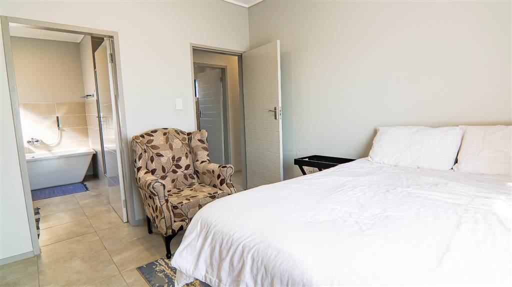 3 Bed Apartment in Rooihuiskraal North photo number 24