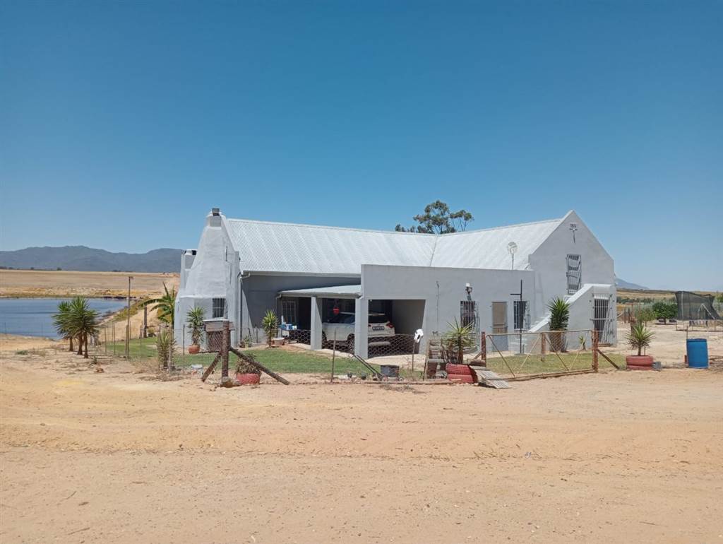 995 ha Land available in Piketberg photo number 14