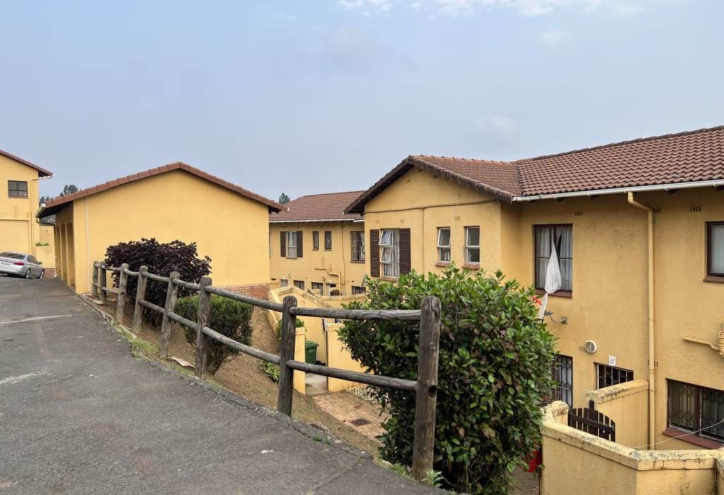 2 Bed Duplex in Empangeni Central photo number 1