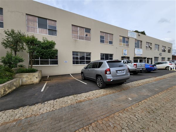 210  m² Commercial space in Eastleigh