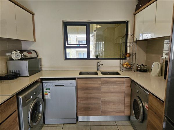 2 Bed Apartment in Waterfall Estate