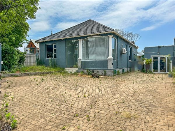 220 m² Commercial space 220 m² Commercial space
